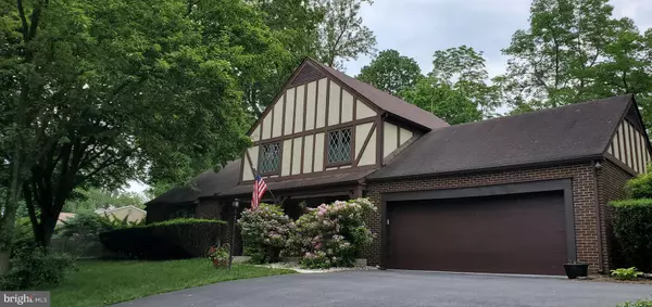 1001 ERIC DR, Harrisburg, PA 17110