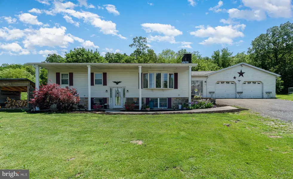 329 SEVEN STARS RD, Millerstown, PA 17062