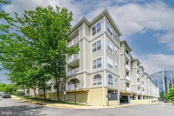 Alexandria, VA 22311,4551 STRUTFIELD LN #4110