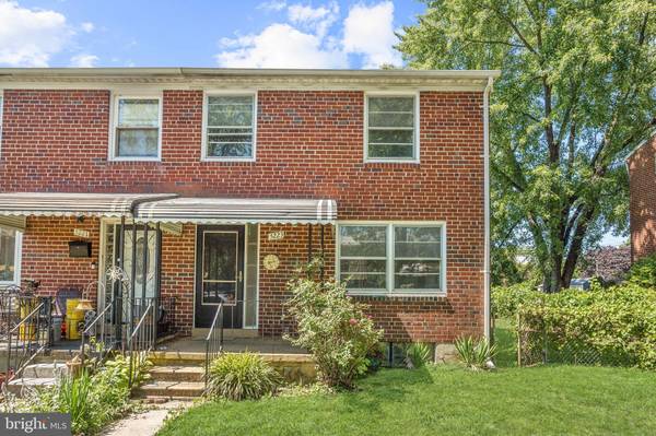 5223 FREDCREST RD, Baltimore, MD 21229