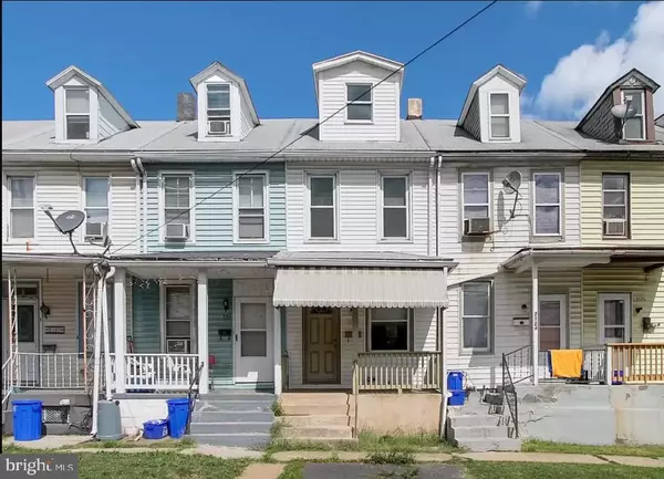 2122 GREENWOOD ST, Harrisburg, PA 17104