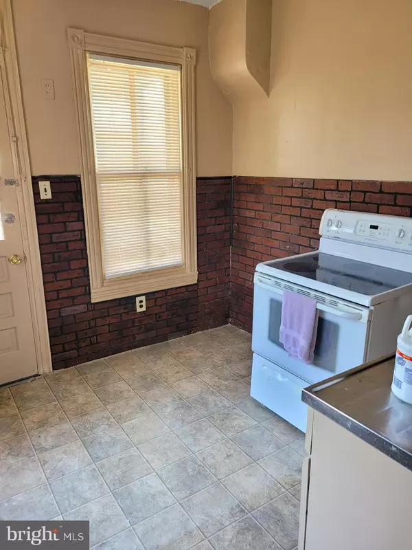 Reading, PA 19604,1227 SPRING ST