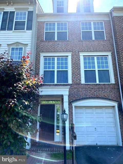 8123 DOVE COTTAGE CT, Lorton, VA 22079