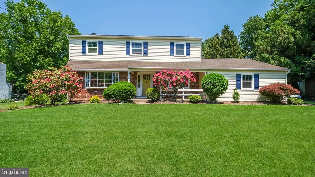 Doylestown, PA 18901,17 WALNUT LN