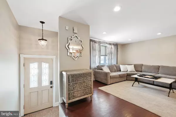 Philadelphia, PA 19154,3883 ALBERTA PL