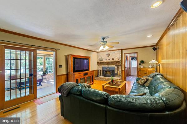 Bear, DE 19701,919 SUGAR PINE DR