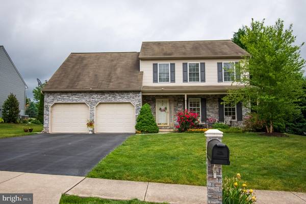 665 APPLE TREE LN, Mount Wolf, PA 17347