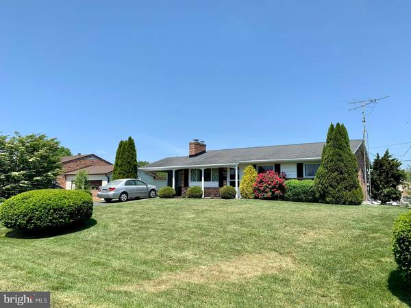 17818 WOODCREST RD, Hagerstown, MD 21740