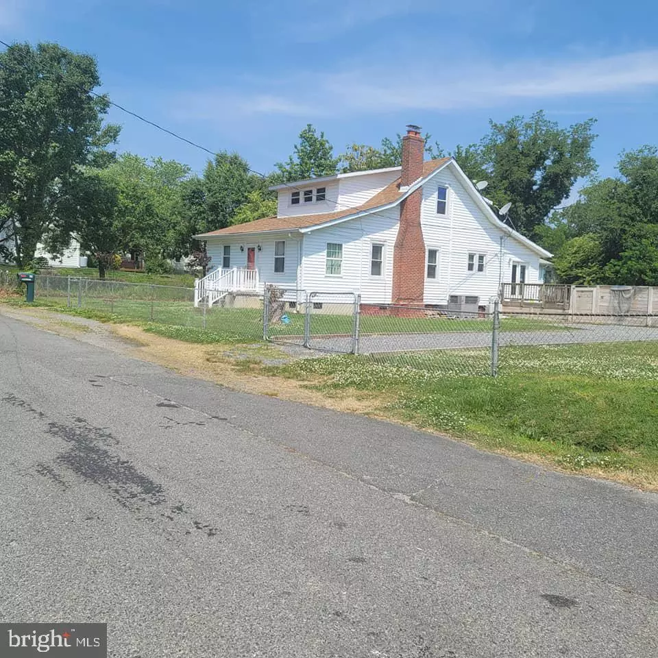 Colonial Beach, VA 22443,27 LINCOLN AVE