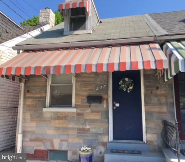 247 W WALNUT ST, Lancaster, PA 17603