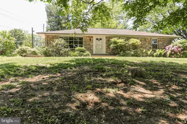 360 N NYES RD, Harrisburg, PA 17112