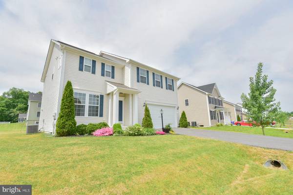 164 ENVOY, Inwood, WV 25428