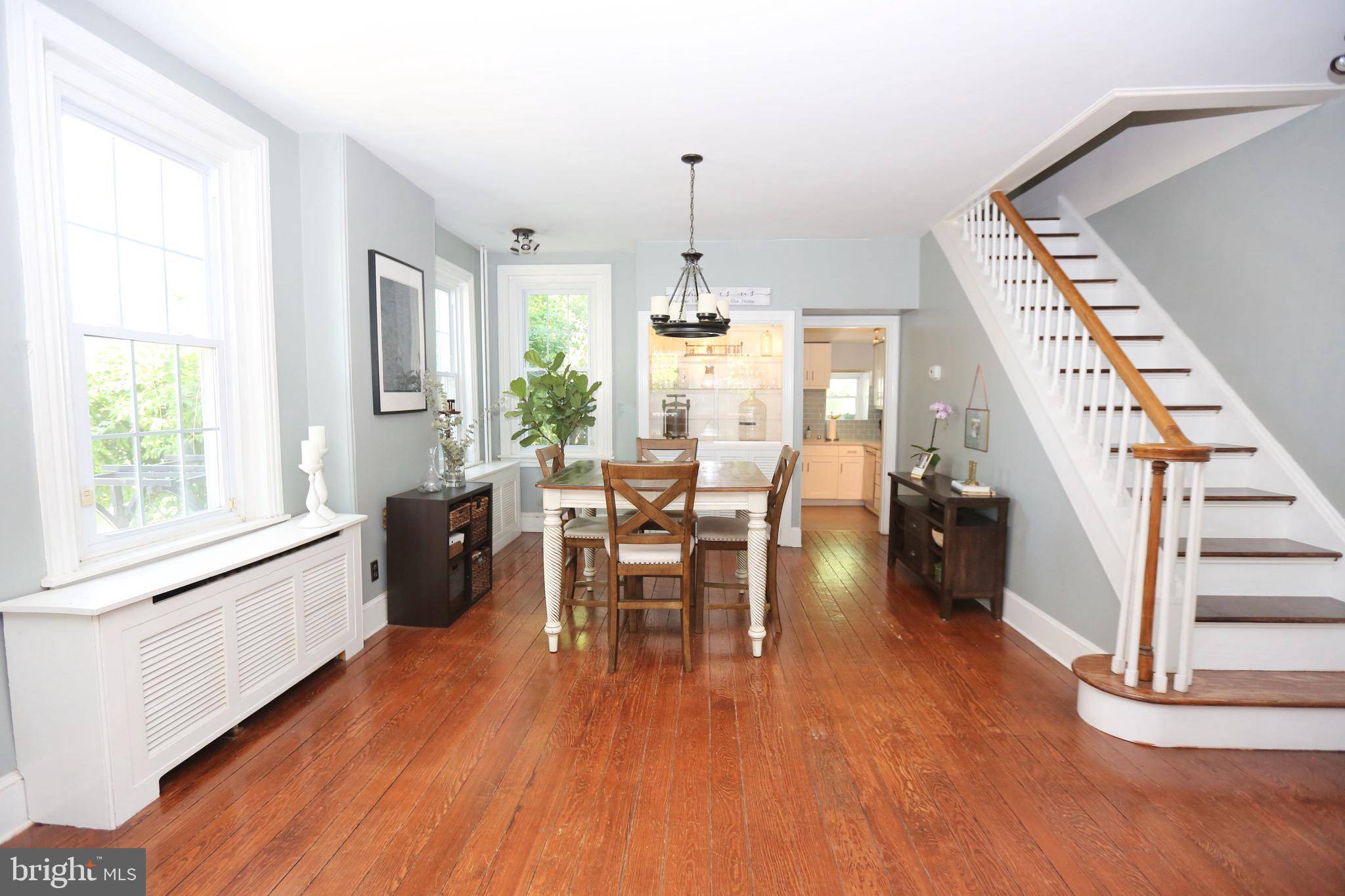 Philadelphia, PA 19128,450 LEVERINGTON AVE