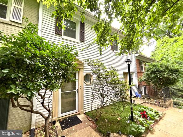 8515 GEREN RD #21-3, Silver Spring, MD 20901