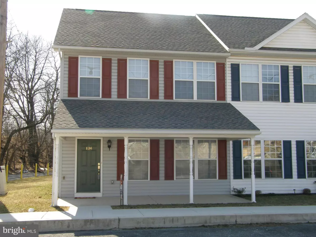 Shippensburg, PA 17257,136 EARL ST S