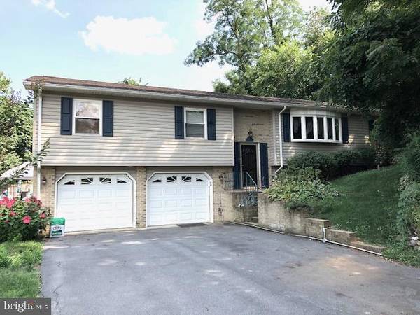 321 EVANS RUN DR, Martinsburg, WV 25405