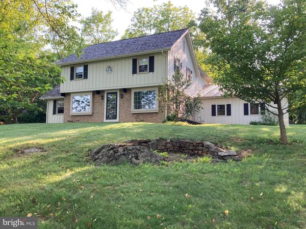 595 TANEYTOWN RD, Gettysburg, PA 17325