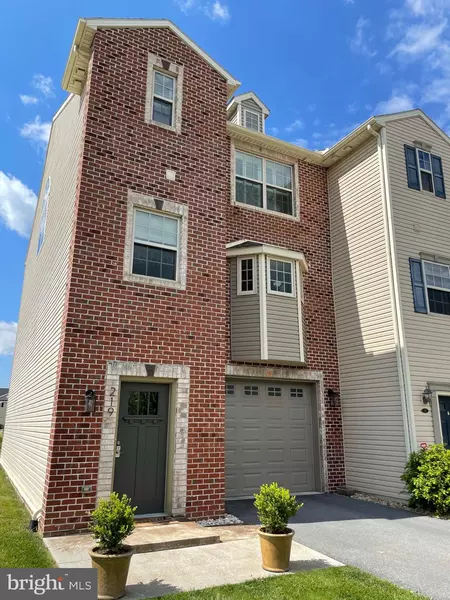 219 MERIWEATHER, Chambersburg, PA 17201