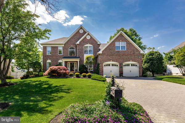 5 SWEDES LN, Moorestown, NJ 08057