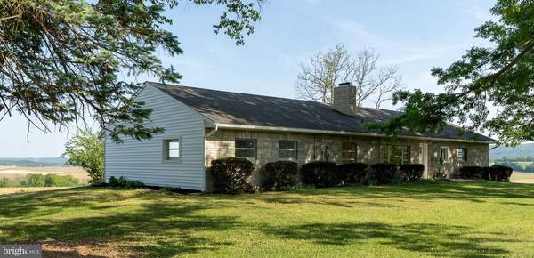 249 BERNVILLE RD., Robesonia, PA 19551