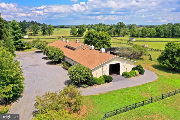 Upperville, VA 20184,21281 BELLE GREY LN