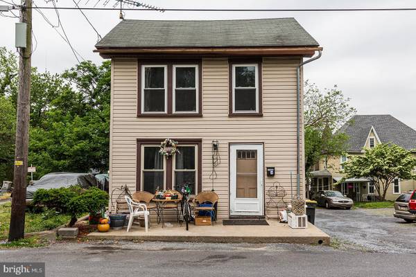 2614 DUKE ST, Lancaster, PA 17601