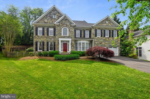 6293 COLUMBUS HALL CT, Mclean, VA 22101