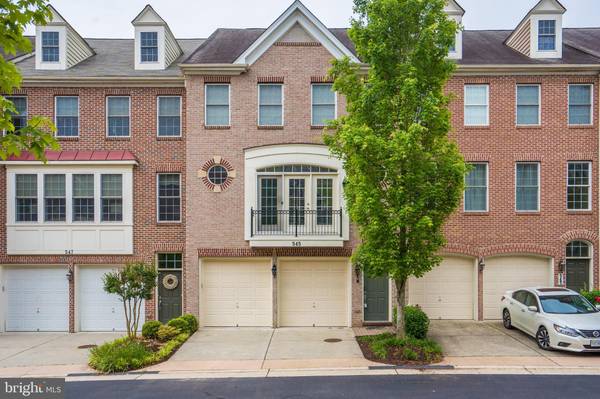 545 TRIADELPHIA WAY, Alexandria, VA 22312