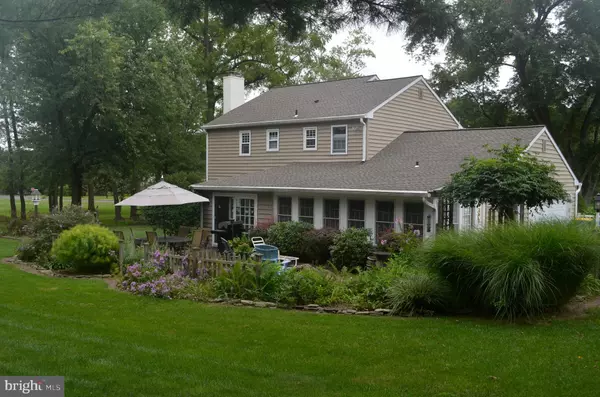 Doylestown, PA 18902,5851 VILLAGE LN