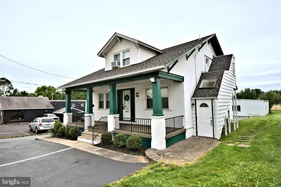 2076 W MAIN ST, Jeffersonville, PA 19403