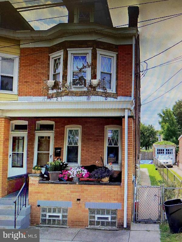 135 VIRGINIA AVE, Trenton, NJ 08611