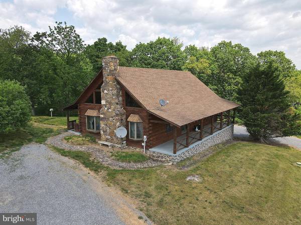 750 FLOYD LN, Berkeley Springs, WV 25411