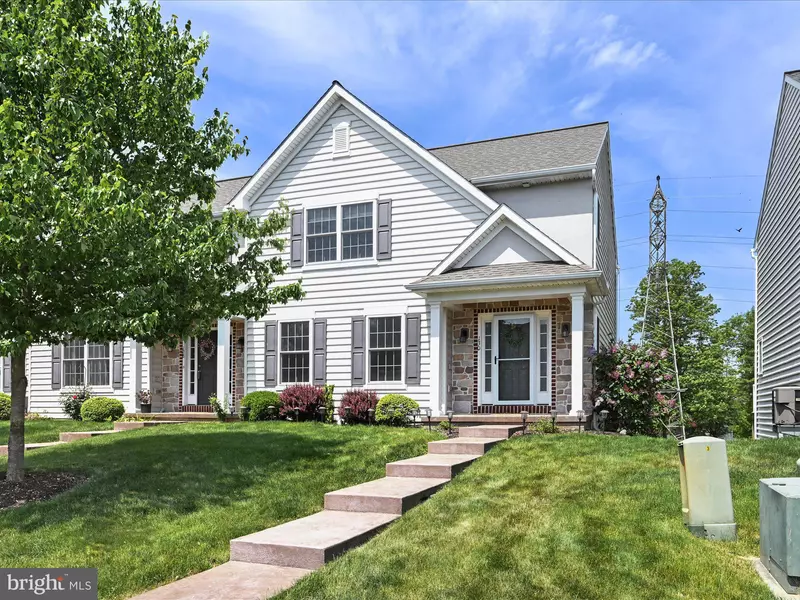 130 BANEBERRY, Lititz, PA 17543