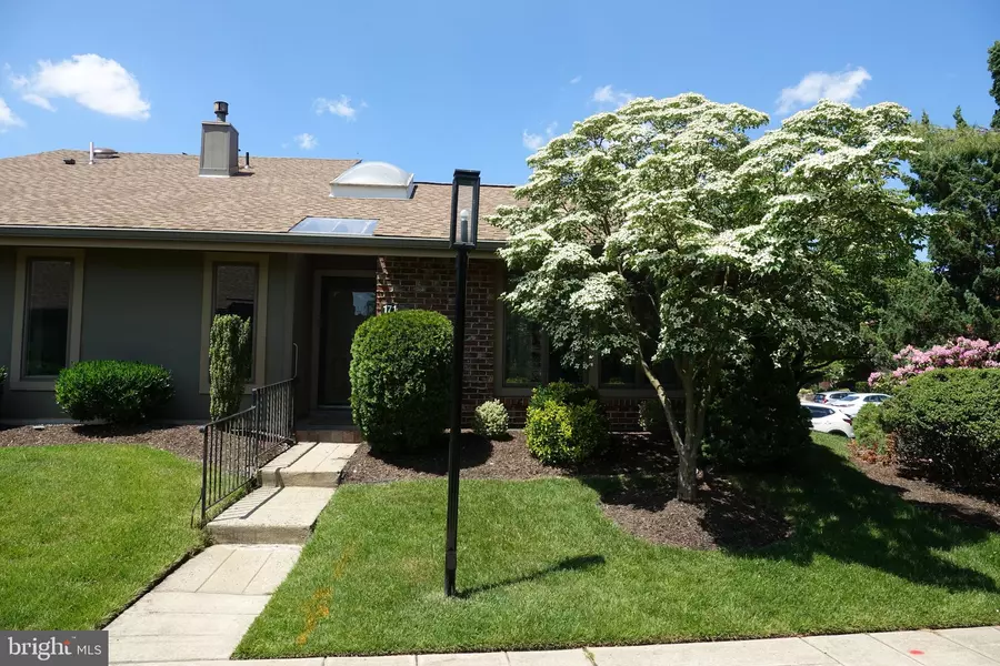 171 UXBRIDGE, Cherry Hill, NJ 08034