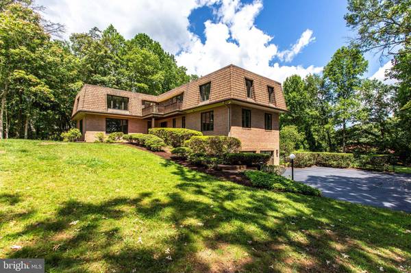 1004 GALIUM CT, Mclean, VA 22102