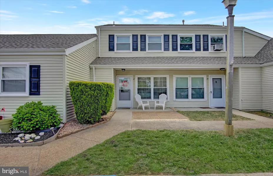 27 MEDITERRANEAN CT, Barnegat, NJ 08005