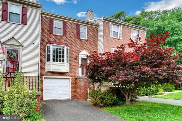 Springfield, VA 22152,8876 WINDING HOLLOW WAY