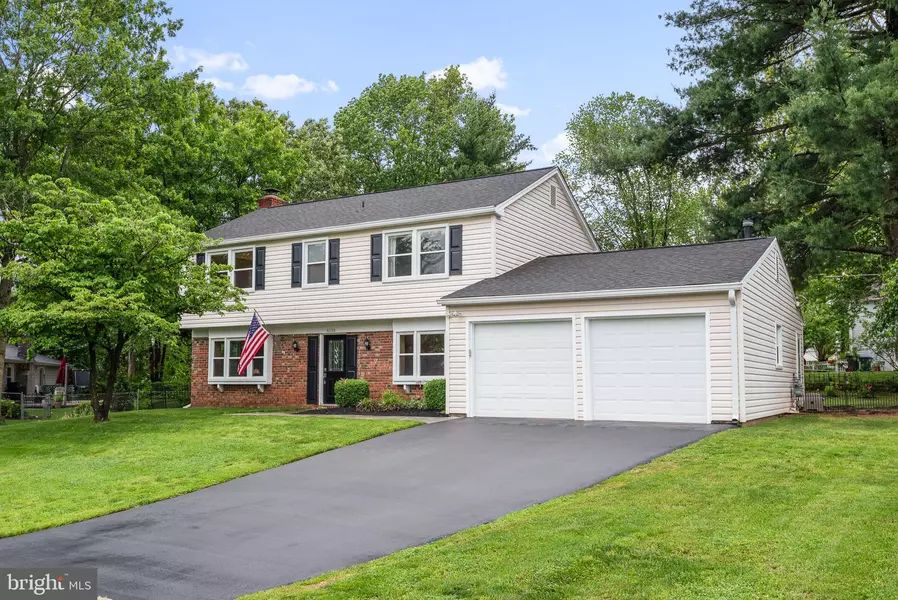 4138 MEADOW HILL LN, Fairfax, VA 22033