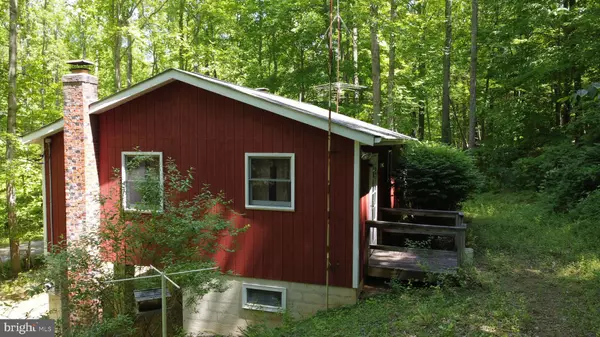 Paw Paw, WV 25434,53 CLIFF DR