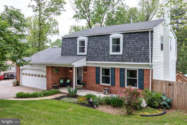 238 POND DR, Hockessin, DE 19707