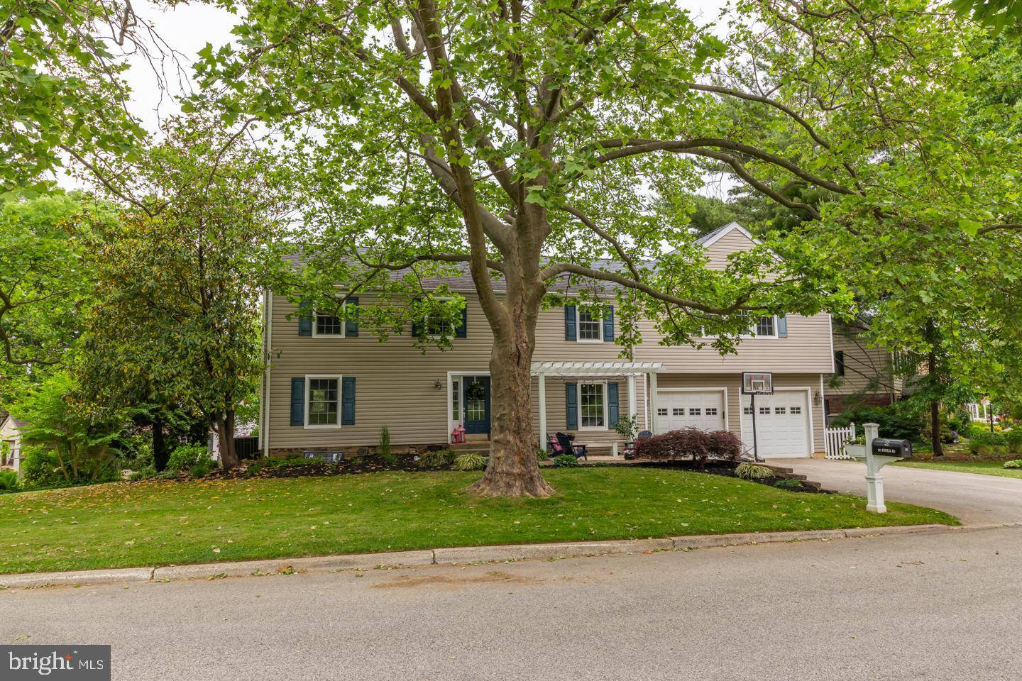 Oreland, PA 19075,523 ENFIELD RD