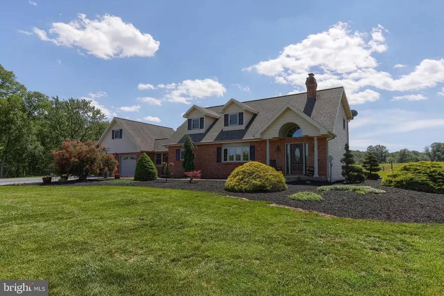 2035 S FORGE RD, Palmyra, PA 17078