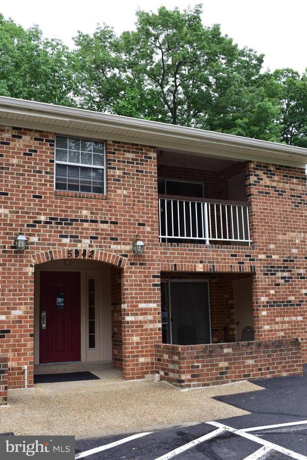 5942 COVE LANDING RD #304, Burke, VA 22015