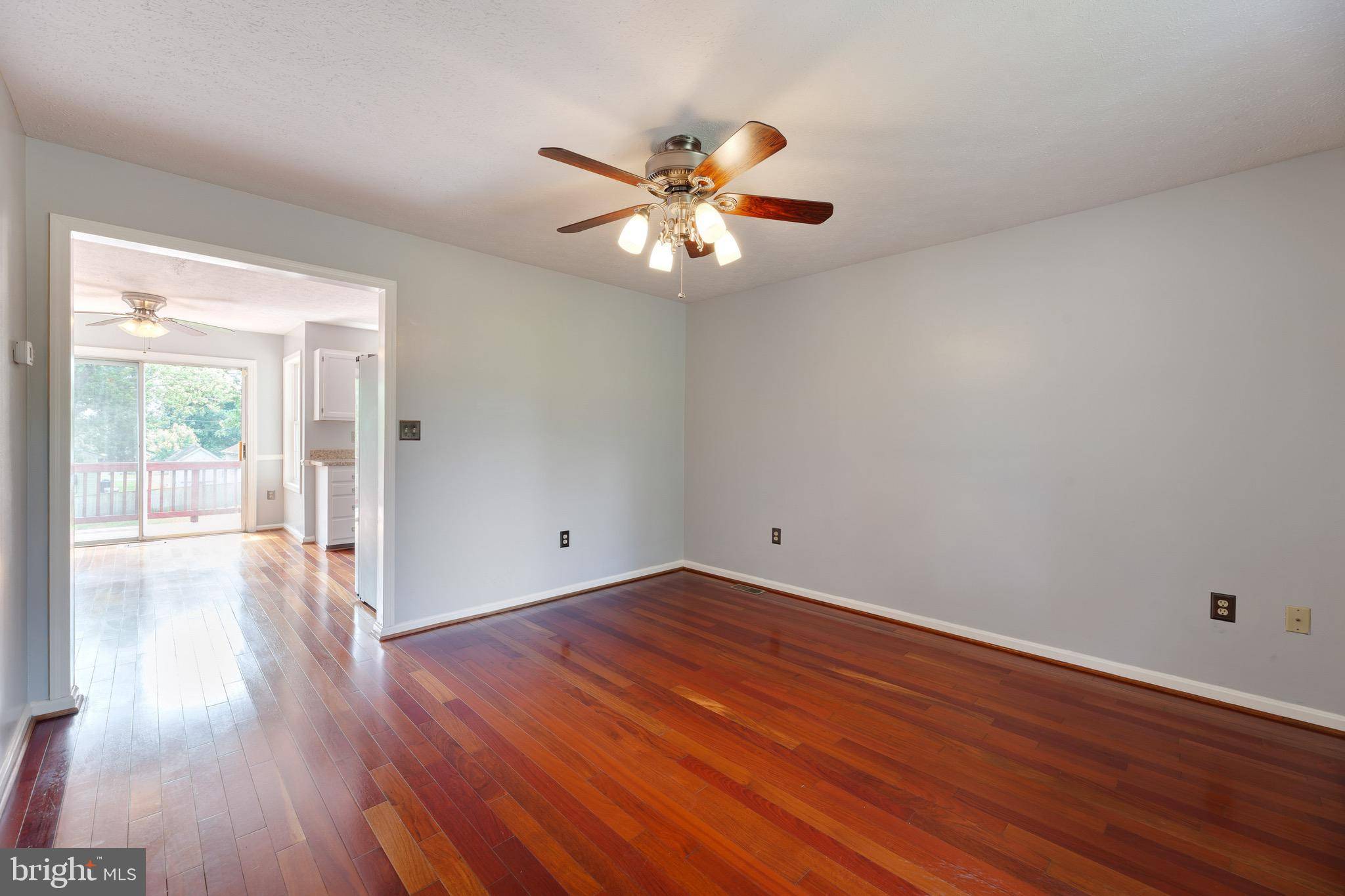 Boyce, VA 22620,219 N GREENWAY AVE