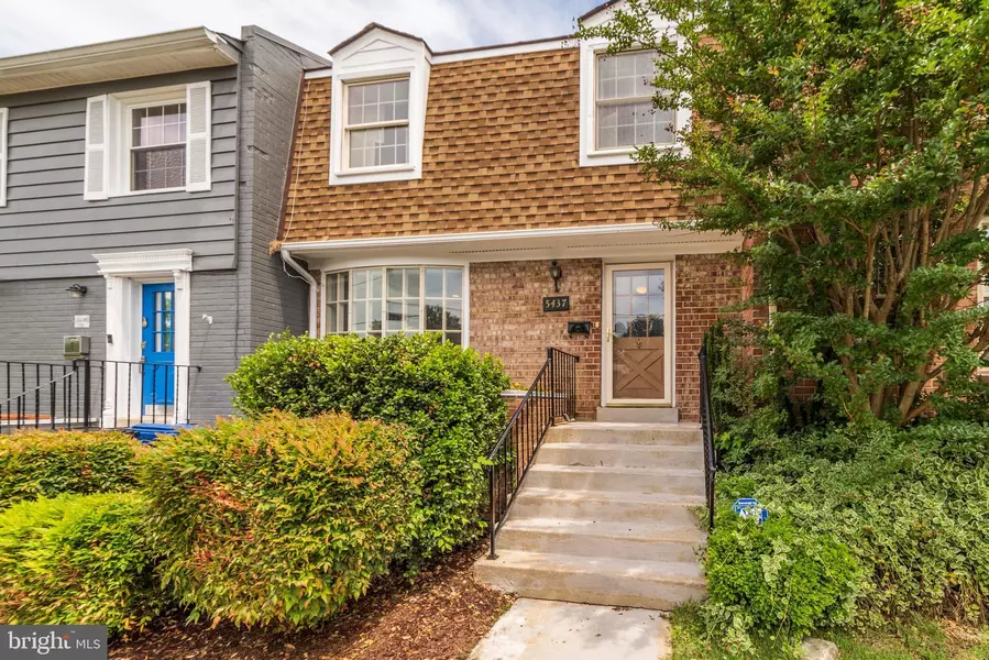 5437 RICHENBACHER AVE, Alexandria, VA 22304