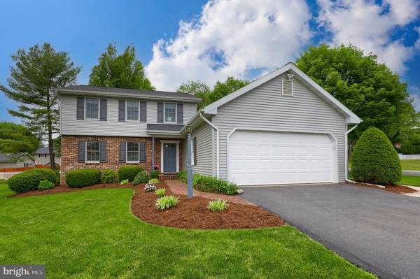 1528 ENGLISH BROOK DR, Landisville, PA 17538