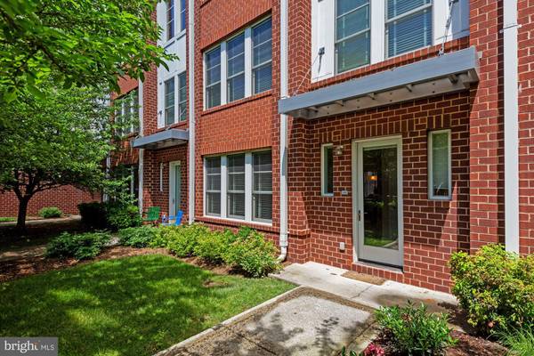 1511 N ROLFE ST #A104, Arlington, VA 22209