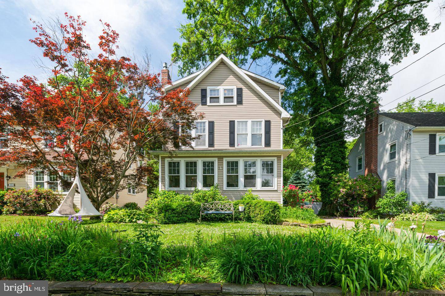 406 WESTMONT AVE, Westmont, NJ 08108