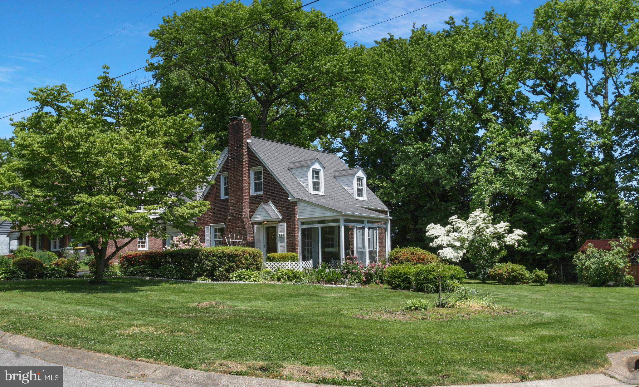 Wilmington, DE 19809,827 WOODSDALE RD