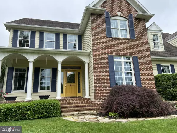 Summit Point, WV 25446,874 PHEASANT HILL